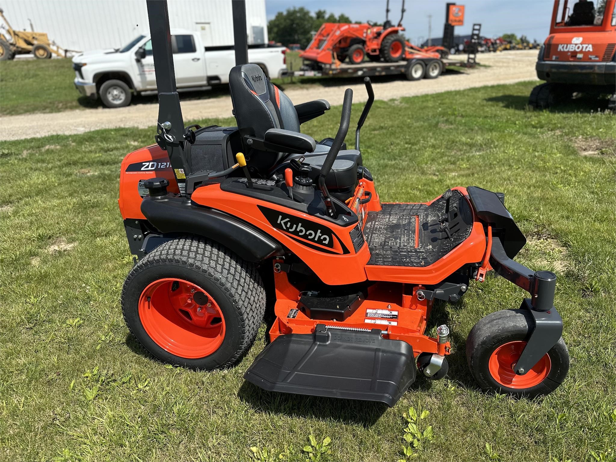 ラリマー eXmark 72″ Lazer Z X-Series Zero Turn Mower – LZX921GKA726Q1