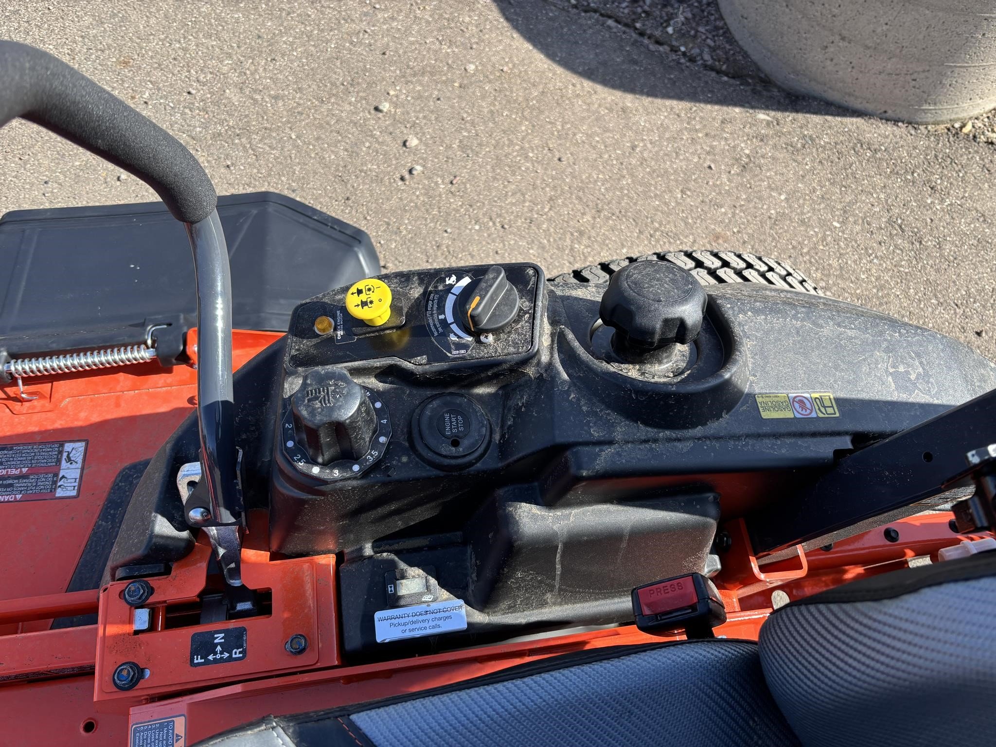 kotaro Gravely Pro-Turn ZX 48