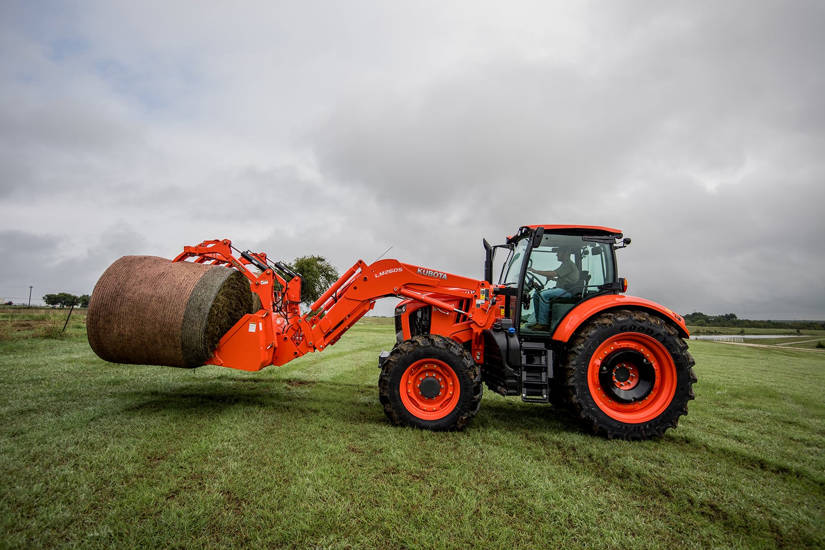 Kubota M7171 トラクター　タイムセール